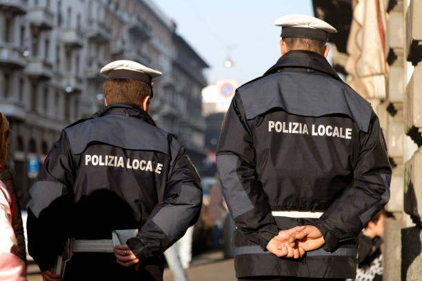 Compiti e funzioni della Polizia Municipale - Istituto Zamparelli